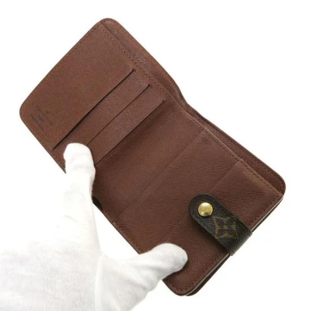 Louis Vuitton Monogram Compact Zip Brown